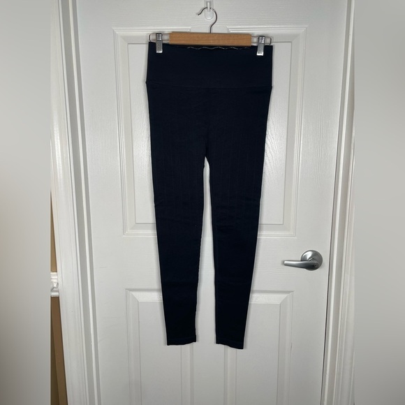 Spiritual Gangster Black High Rise Leggings M/L - Picture 4 of 9